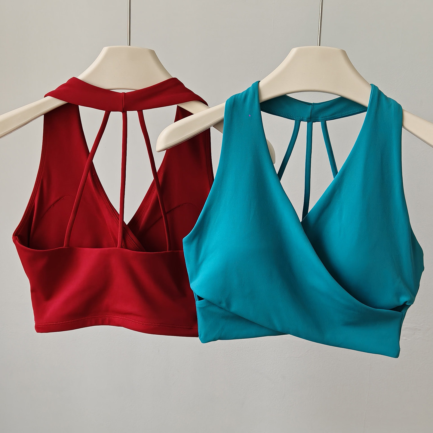 Pilates V Yoga - เสื้อชั้นในกีฬาแบบครอสคอวีออลอินวัน เสื้อพิลาทิส เสื้อชั้นในสำหรับออกกำลังกาย เสื้อโยคะฟิตเนสแบบเซ็กซี่โชว์หลัง แห้งเร็ว