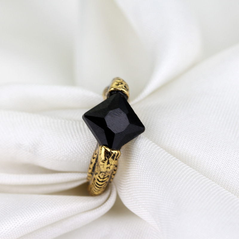 แหวนสไตล์วินเทจฮอร์ครักซ์พร้อม - Pilates Ring Magic บทวิจารณ์และราคา