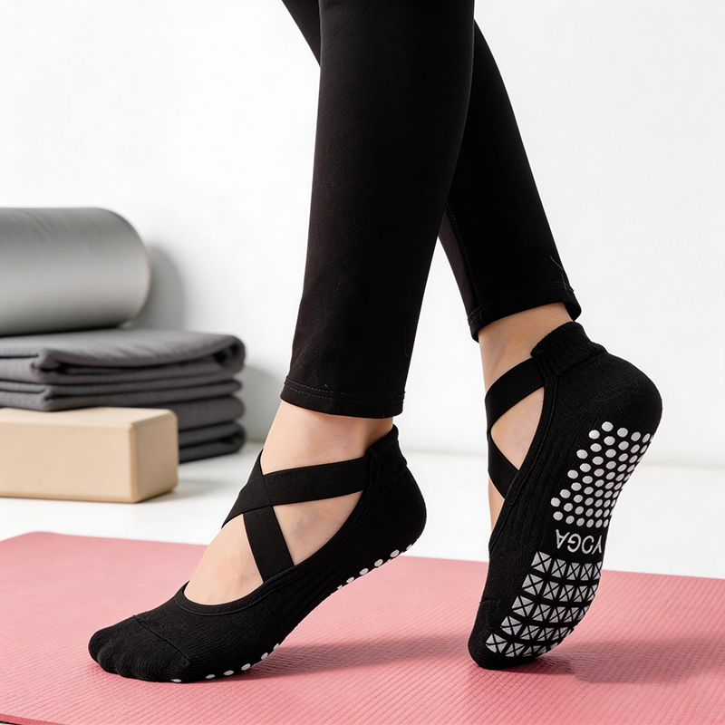 ถุงเท้าโยคะกันลื่นสำหรับผู้หญิ - Pilates Yoga Grip Socks บทวิจารณ์และราคา