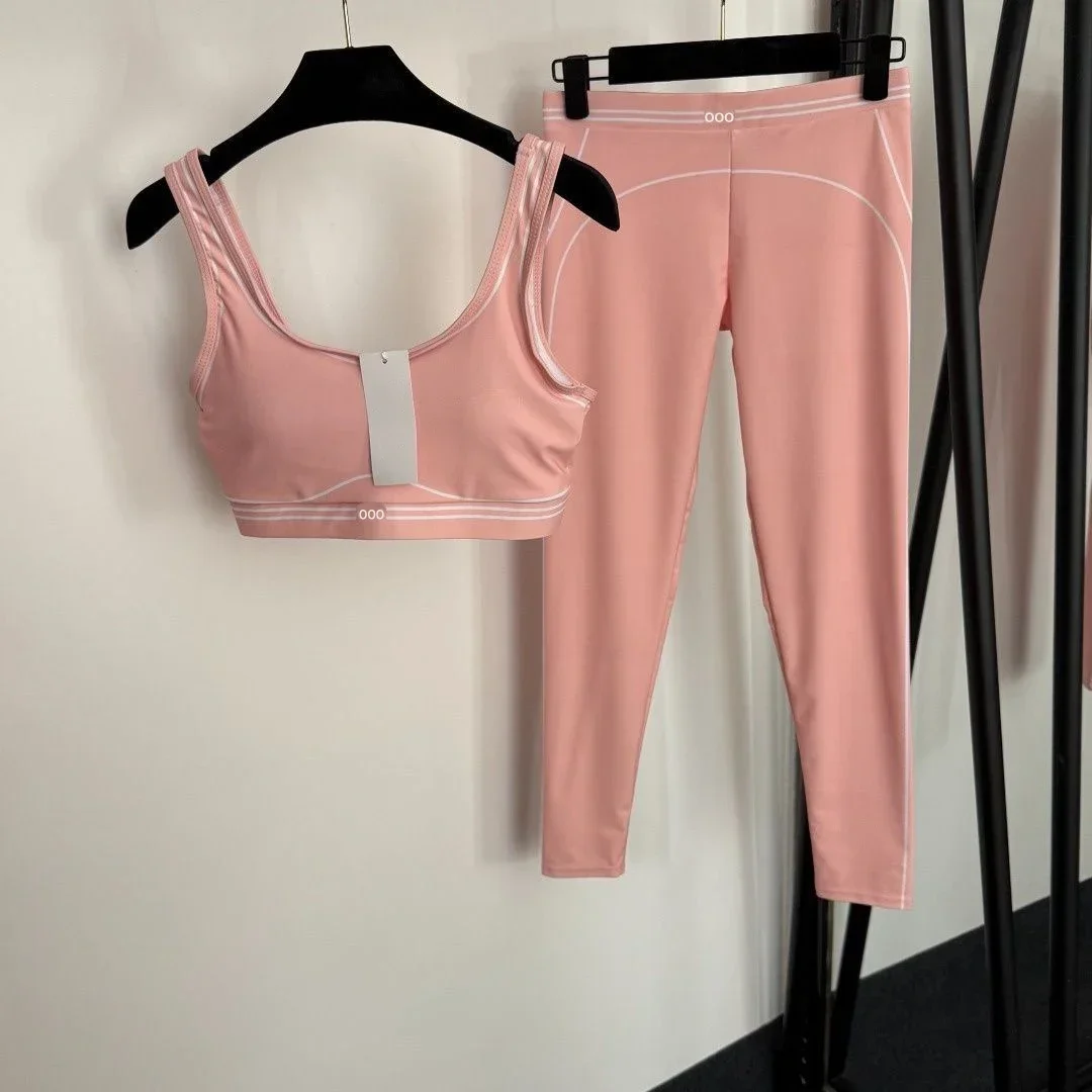 ชุดออกกำลังกายสองชิ้น เสื้อกล้ - Pilates V Yoga บทวิจารณ์และราคา