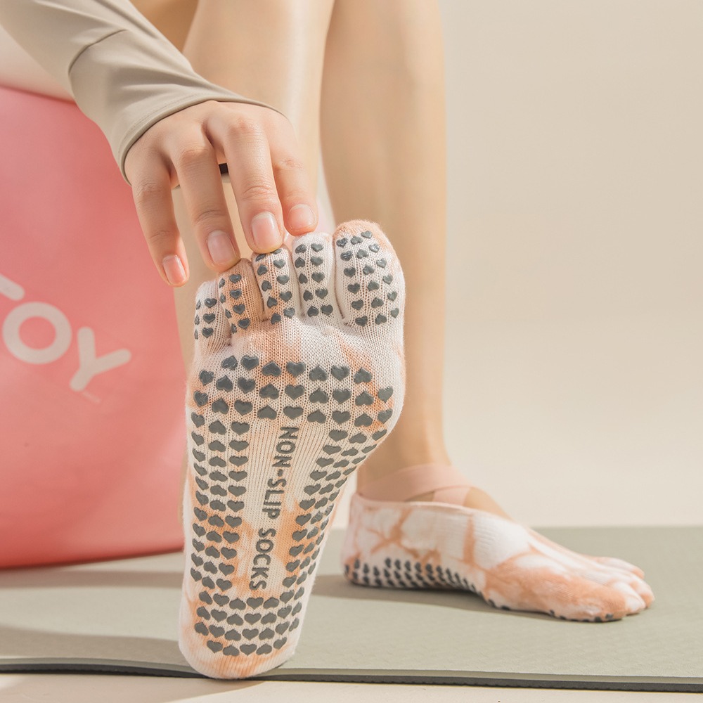 ถุงเท้าโยคะแบบมีสายรัดห้านิ้วส - Pilates Yoga Grip Socks บทวิจารณ์และราคา